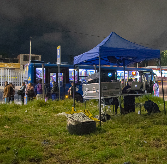 mapping muro Hologramas Locales