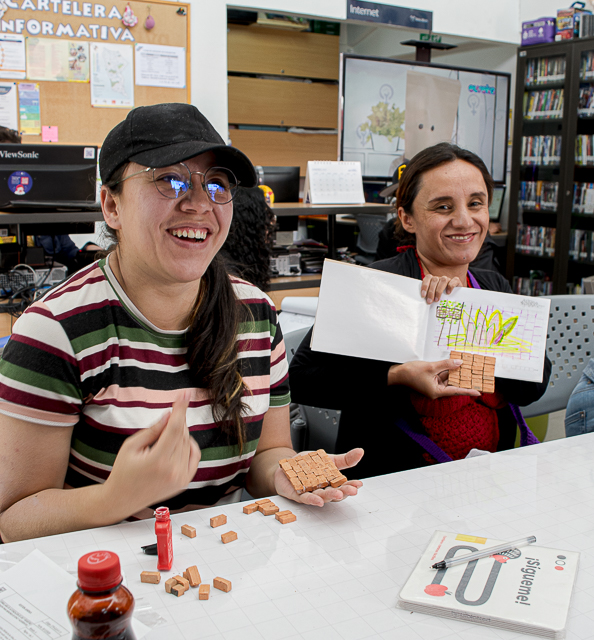 talleres Hologramas locales 640px-11