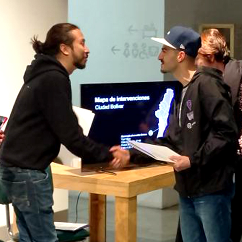 fotos-hologramas-locales-web-premio-Felipe-Becerrera4