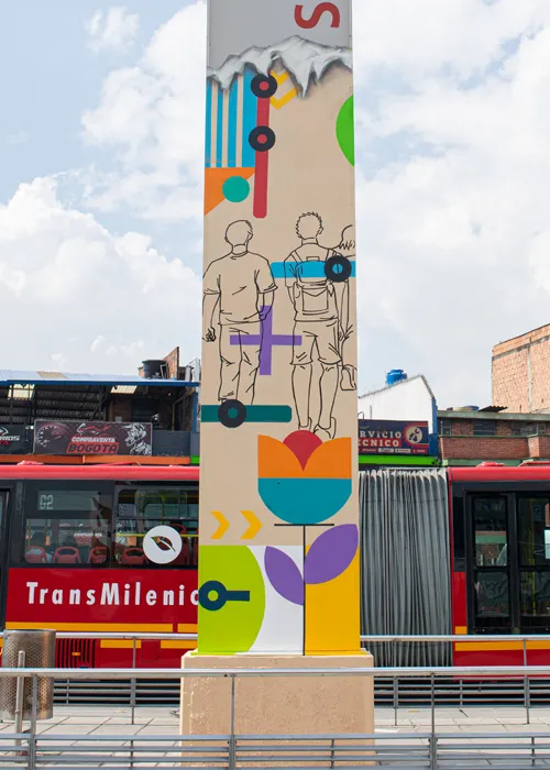 Totem trasmilenio estación santa isabel sur 2 - Hologramas locales k-ops